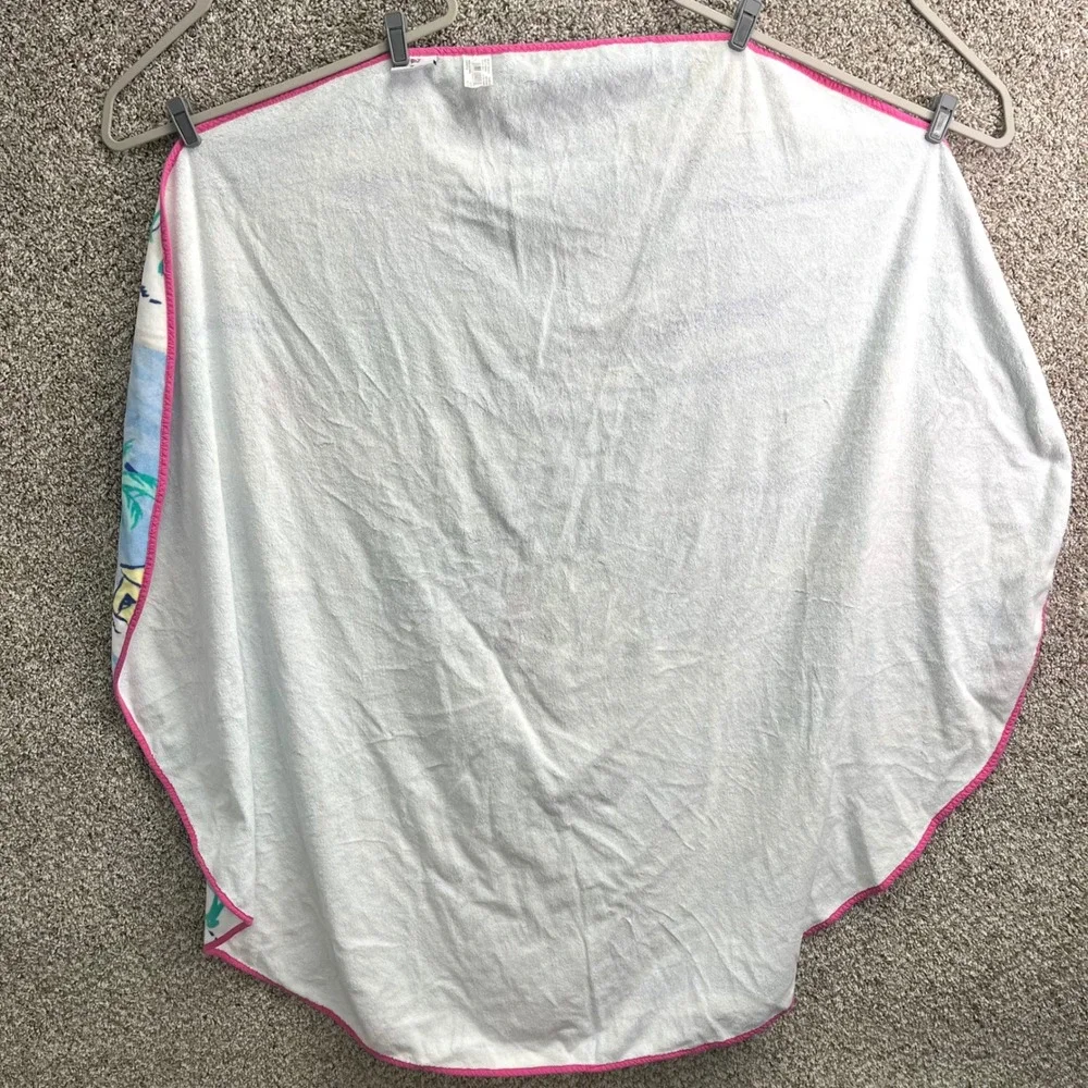 Vineyard‎ Vines for Target Blue Island Scene Print Round Beach Towel 60